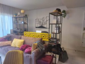 הסלון - ופינת העבודה-אחרי