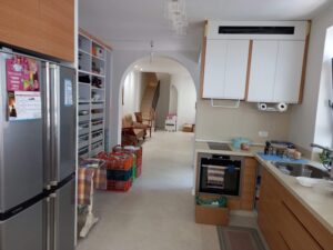 מהמטבח לחלל האירוח הפתוח