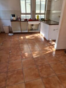 המטבח - בשלבי פירוק